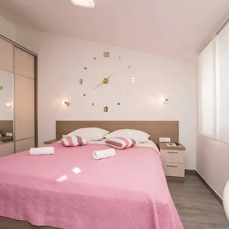 Maza - Roberta Apartmán *