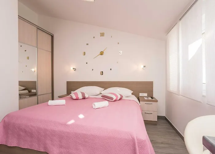 Maza - Roberta Lejlighed *