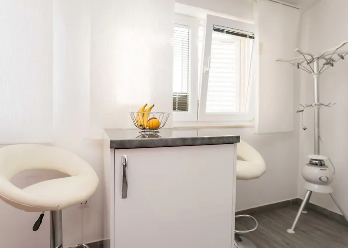 Maza - Roberta Apartamento Zadar